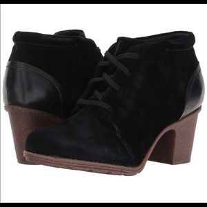 Suede lace booties - Clark’s